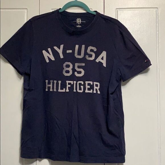 Tommy Hilfiger short sleeve tee graphic M - Picture 1 of 4